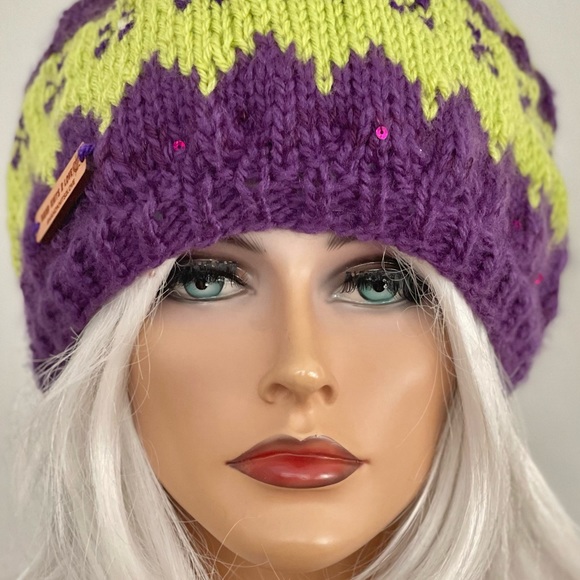 Hand Knits 2 Love Beanie Hat Cap Fair-isle Tassel Beads Sequence Purple Lime - Picture 2 of 9